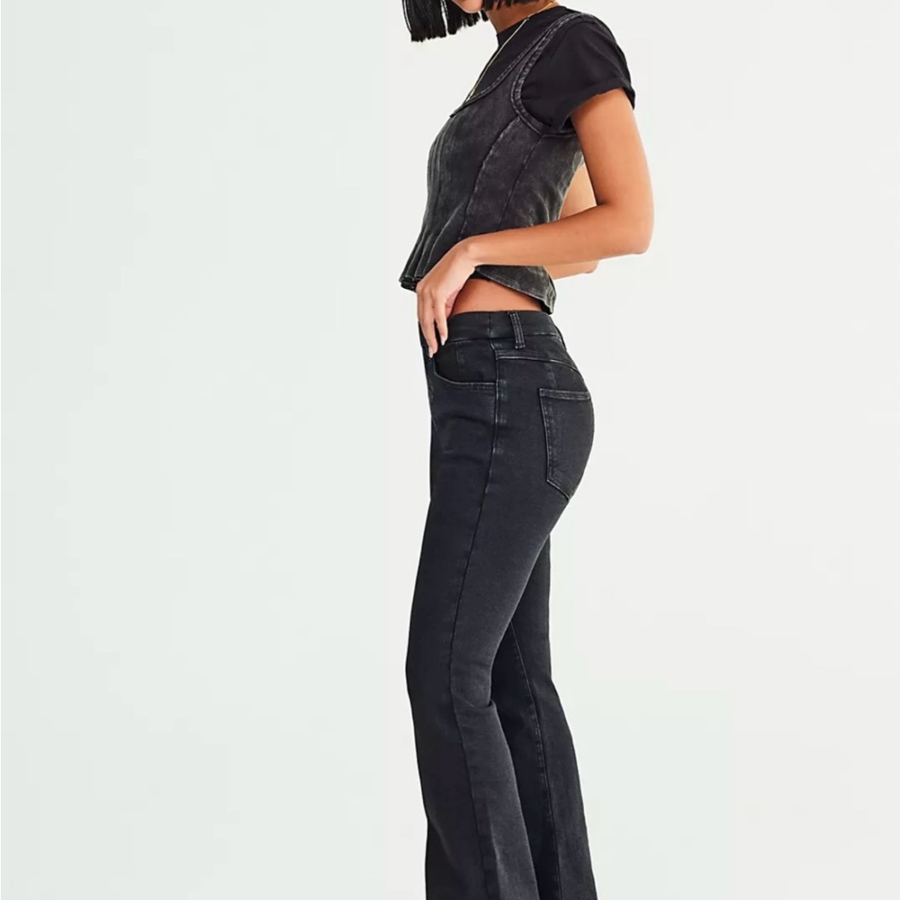 Free People CRVY Infinite Stretch Flare Jeans Women’s Small Short NWT